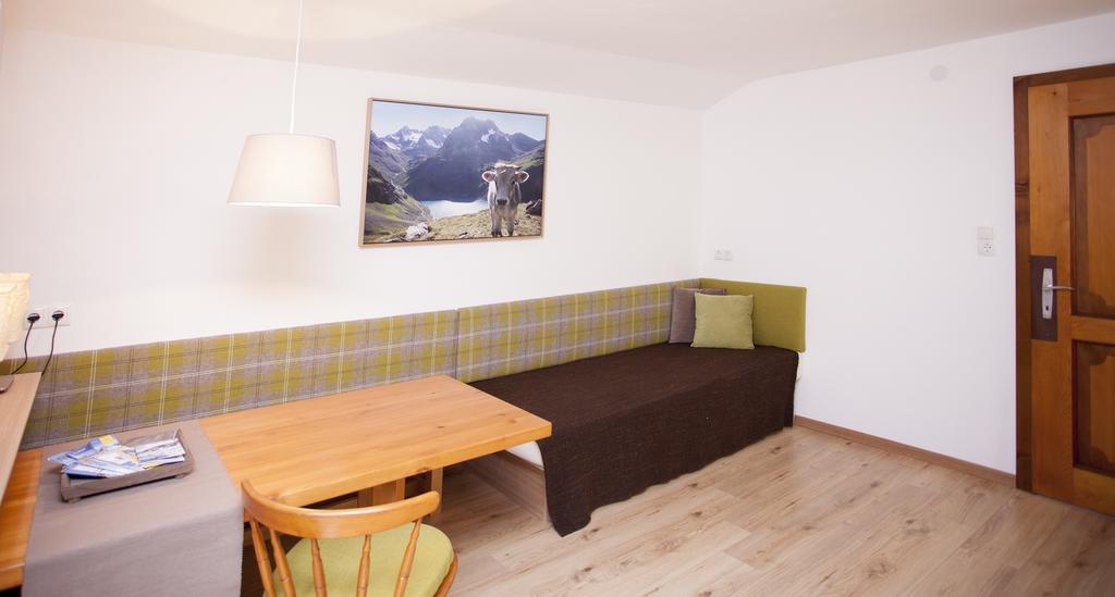 Ferienwohnung Haus Tyrol See Zimmer foto